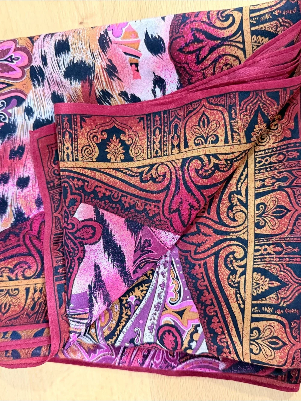Vintage Oscar de la Renta Accessory Street 100% Silk Scarf 34x34 Made Japan 80s